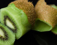 Muss nicht geschält werden: Die Kiwi