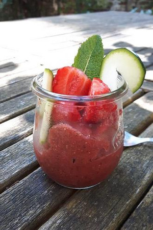 Erfrischendes Zucchini-Eis für heiße Sommertage